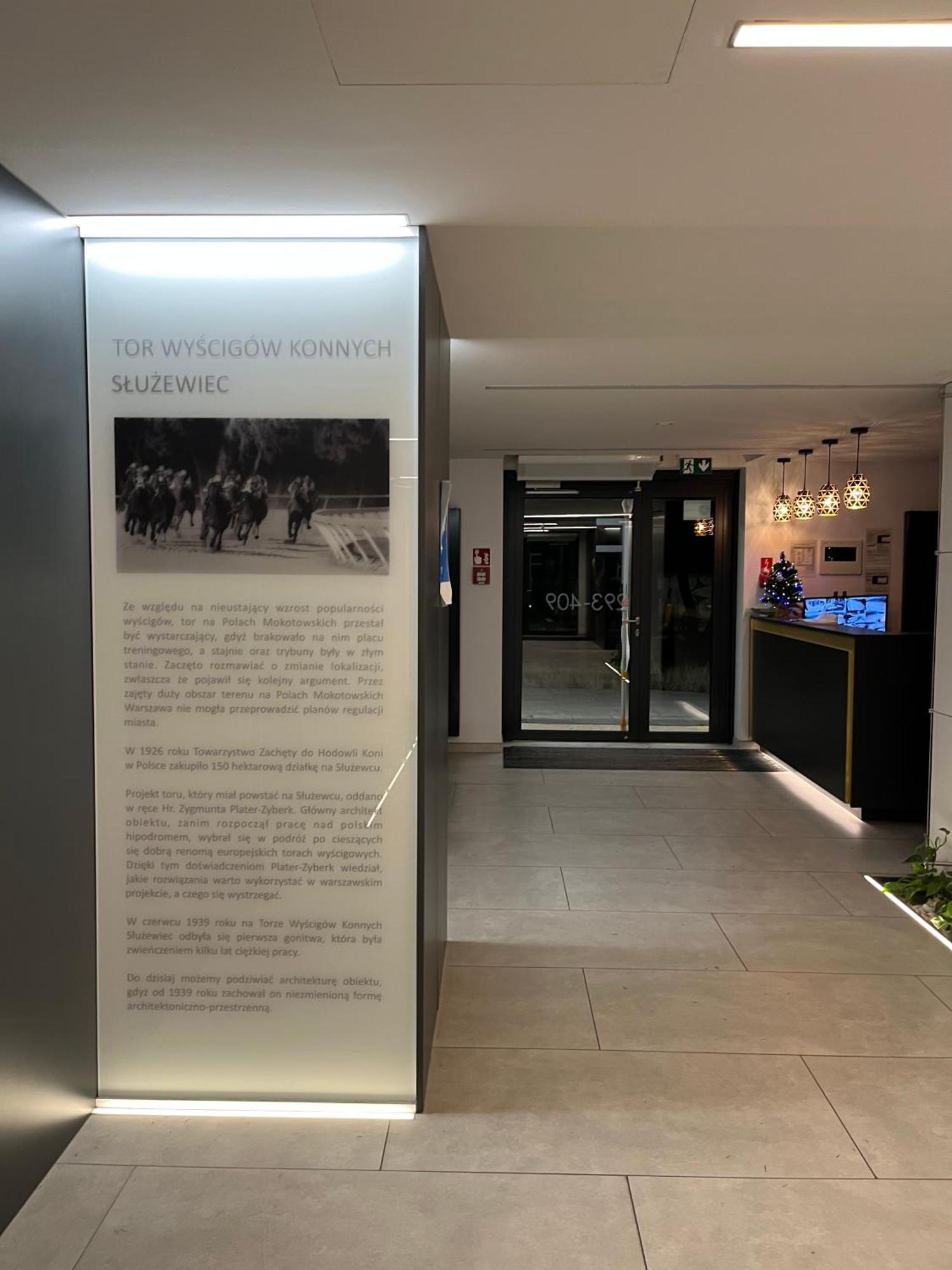 Warsaw Airport Wyscigi - City And Green View Apartment With Underground Garage Varsóvia Exterior foto