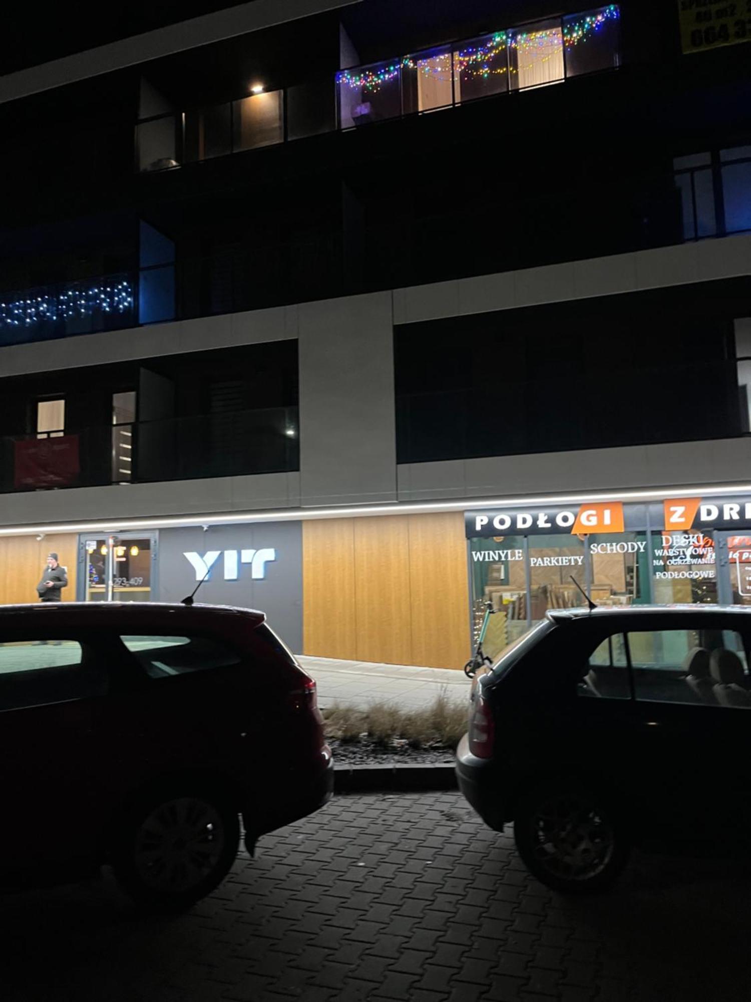 Warsaw Airport Wyscigi - City And Green View Apartment With Underground Garage Varsóvia Exterior foto